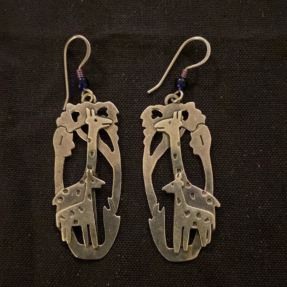 Sterling Sable giraffe dangle earring